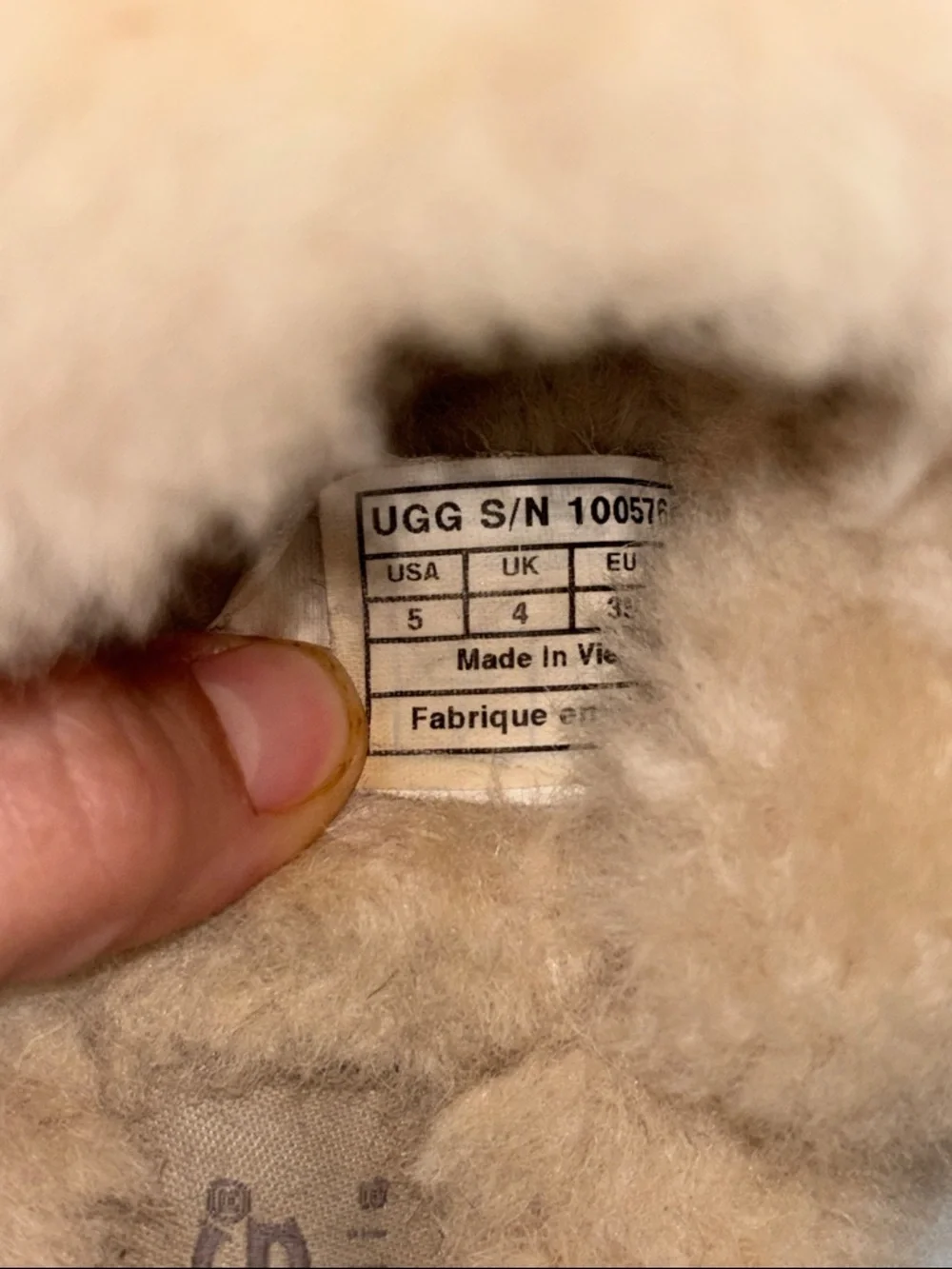 UGG Australia Silver Sequin Shearling Clog Slippers Girl’s Size 5